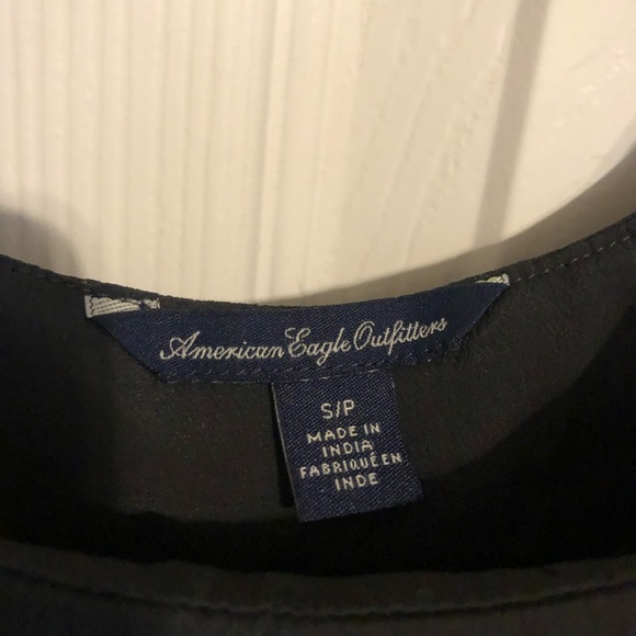 American Eagle Outfitters black top size small - Picture 3 of 4